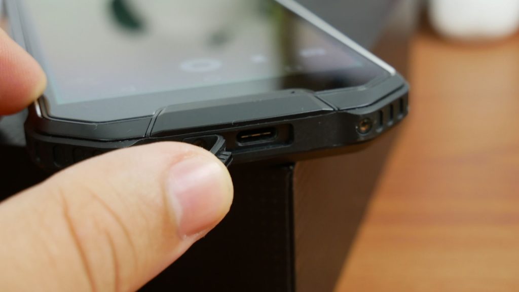 Recenzja AGM X2 SE. Ten telefon pokazuje, że rugged może wyglądać 13 agm-x2-se-14