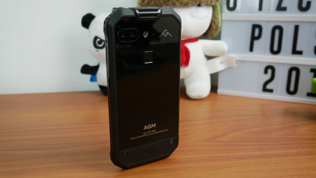 Recenzja AGM X2 SE. Ten telefon pokazuje, że rugged może wyglądać 14 agm-x2-se-8