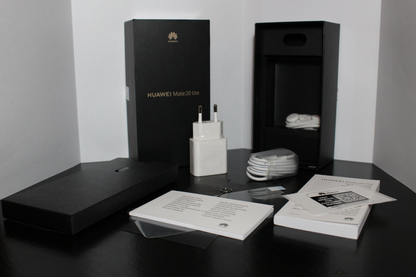 Recenzja Huawei Mate 20 Lite – eleganckiego średniaka od Chińczyków 11 mate 20 lite zestaw