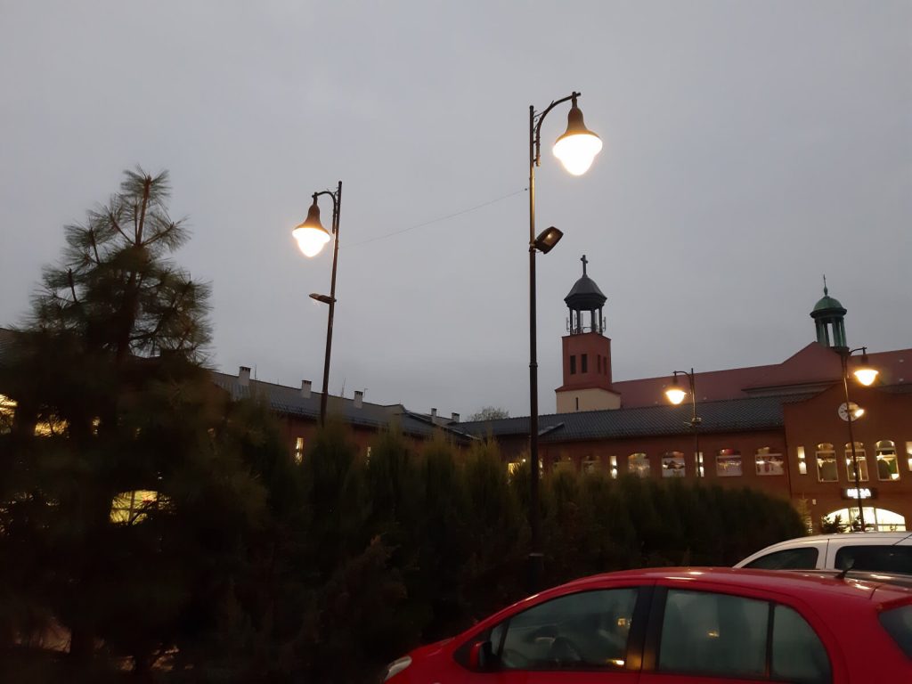 Recenzja Samsung Galaxy A7 (2018) - test możliwości samsungowej hatterii 31 Samsung Galaxy A7 zdjęcia