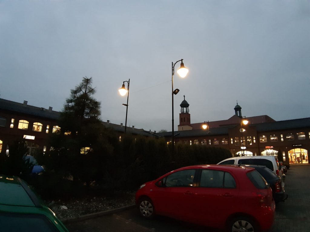 Recenzja Samsung Galaxy A7 (2018) - test możliwości samsungowej hatterii 32 Samsung Galaxy A7 zdjęcia