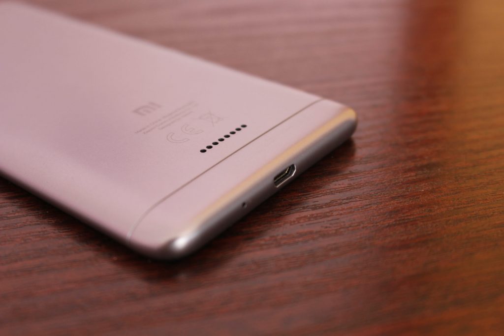 Recenzja Xiaomi Redmi 6 - wielki powrót Mediateka do serii Redmi? 18 redmi 6 tył