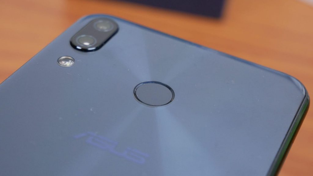Recenzja ASUS ZenFone 5 - telefonu, który naprawdę wypada dobrze 21 asus zenfone 5