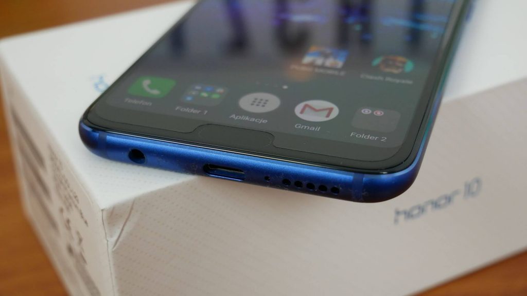 Honor 10 to telefon, który "przyciąga wyglądem i zatrzymuje charakterem" 15 honor 10