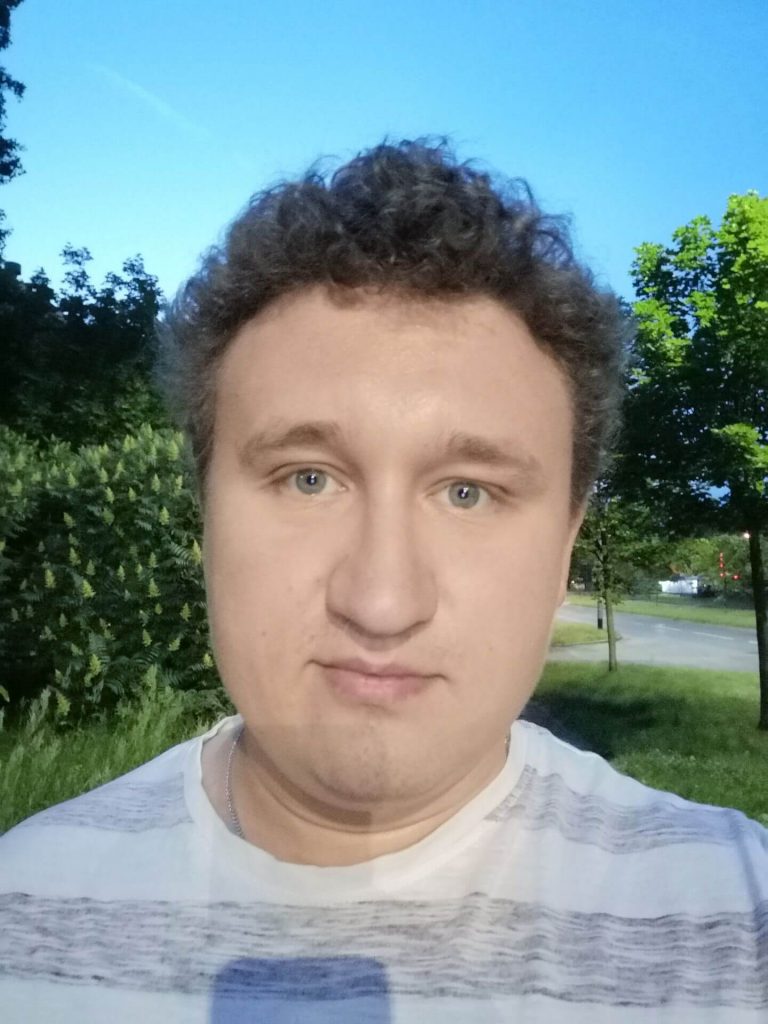 Honor 10 to telefon, który "przyciąga wyglądem i zatrzymuje charakterem" 36 Honor 10 to telefon, który "przyciąga wyglądem i zatrzymuje charakterem"