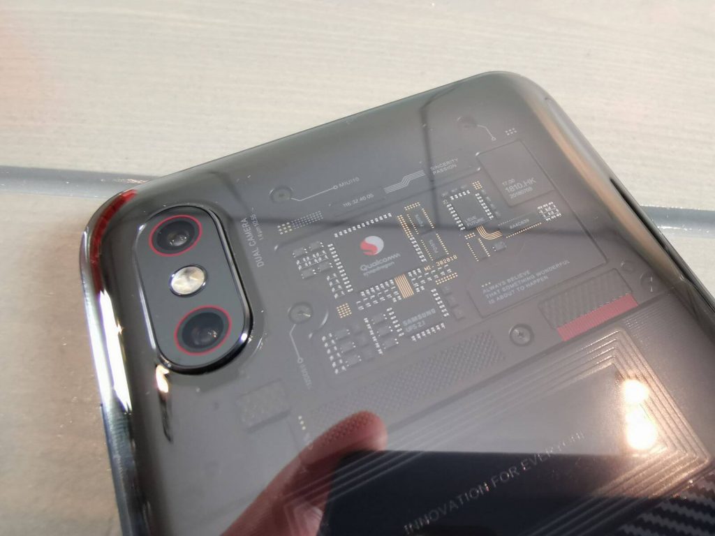 Xiaomi Mi 8 Pro zadebiutował w Polsce. Dodatkowo pojawił się Mi Drone Mini 11 Xiaomi Mi 8 Pro zadebiutował w Polsce. Dodatkowo pojawił się Mi Drone Mini