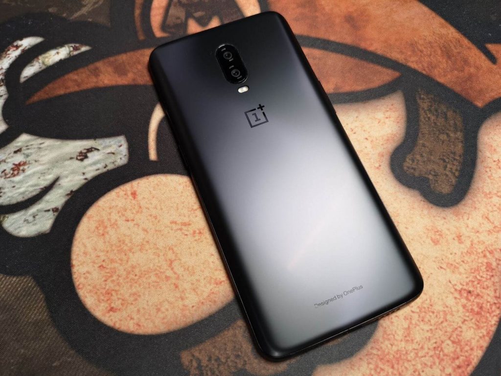 OnePlus 6T jest tylko ewolucją. I to bardzo delikatną... 15 oneplus 6t