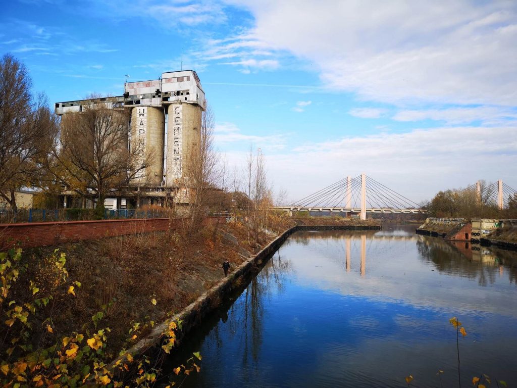 Huawei Mate 20 Pro vs Huawei P20 Pro. Pojedynek gigantów #1 38 Huawei Mate 20 Pro vs Huawei P20 Pro. Pojedynek gigantów #1