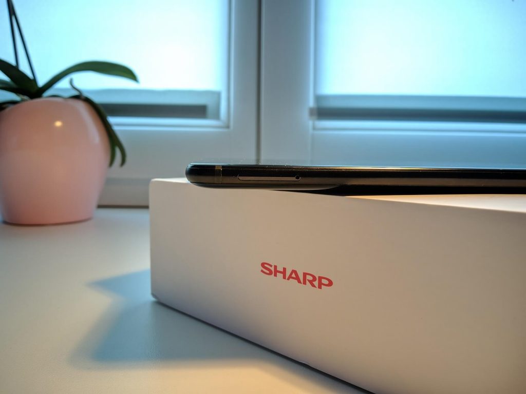 Recenzja Sharp Aquos S2, bardzo ciekawego bezramkowca 16 sharp aquos s2