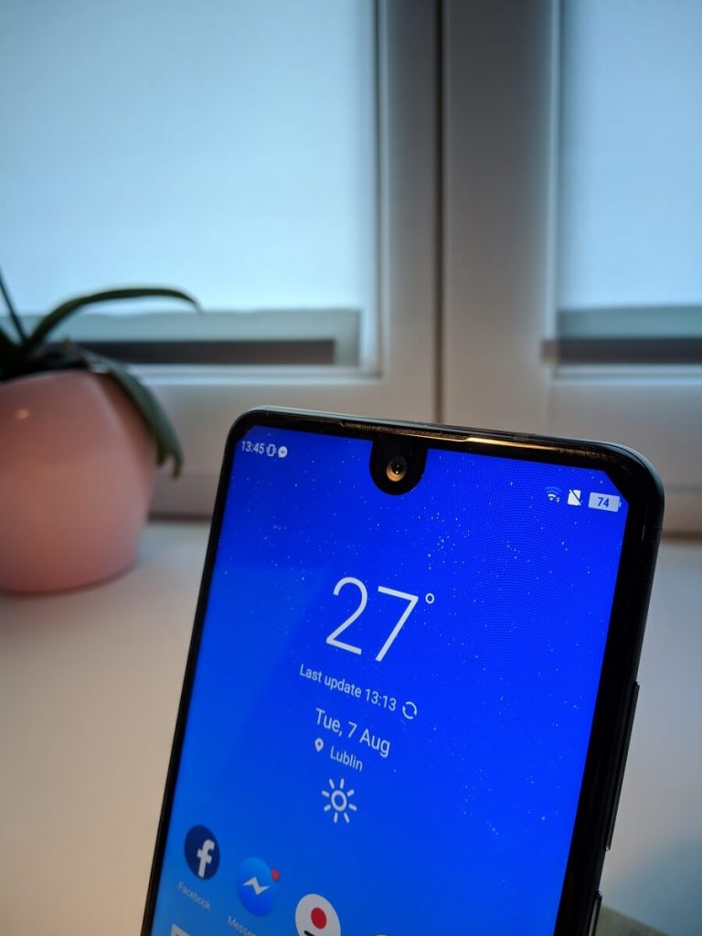 Recenzja Sharp Aquos S2, bardzo ciekawego bezramkowca 18 sharp aquos s2 notch