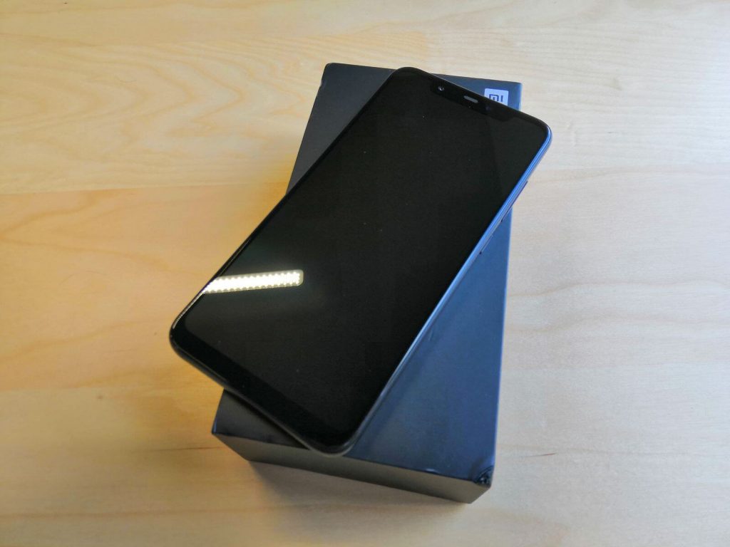 Recenzja Xiaomi Mi 8 - przy nim producent się nie popisał 12 xiaomi mi 8