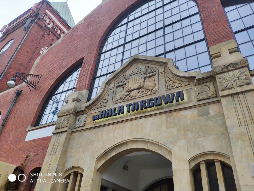 Recenzja Xiaomi Mi 8 - przy nim producent się nie popisał 28 Recenzja Xiaomi Mi 8 - przy nim producent się nie popisał