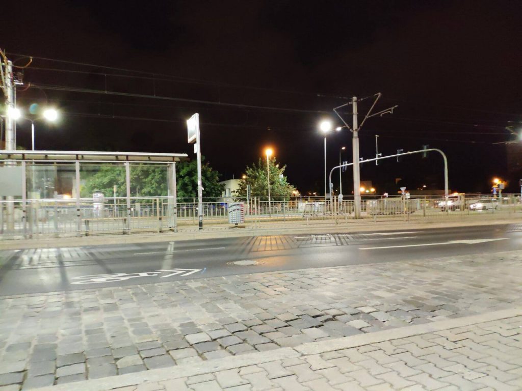 Recenzja Xiaomi Mi 8 - przy nim producent się nie popisał 29 Recenzja Xiaomi Mi 8 - przy nim producent się nie popisał