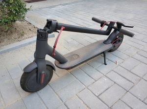 Recenzja hulajnogi elektrycznej Xiaomi Mijia M365 15 xiaomi mijia m365 scooter (10)