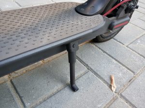 Recenzja hulajnogi elektrycznej Xiaomi Mijia M365 16 xiaomi mijia m365 scooter (9)