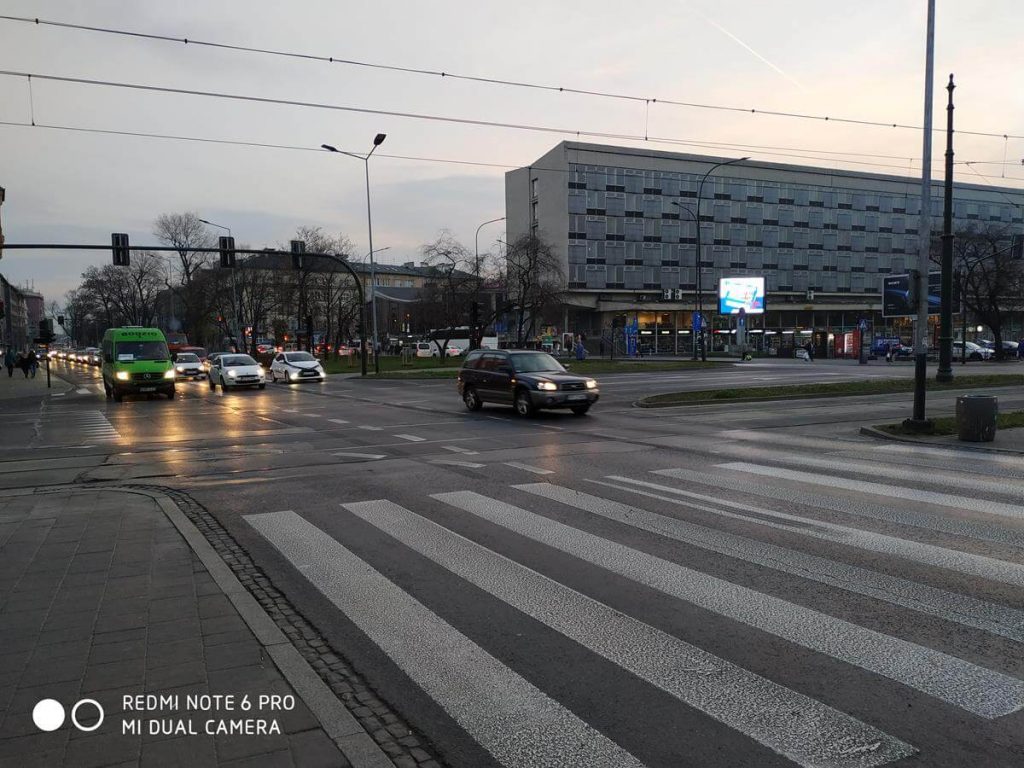 Xiaomi Redmi Note 5 vs Redmi Note 6 Pro. Czy warto dopłacić? 22 xiaomi redmi note 5 vs redmi note 6 pro (20)