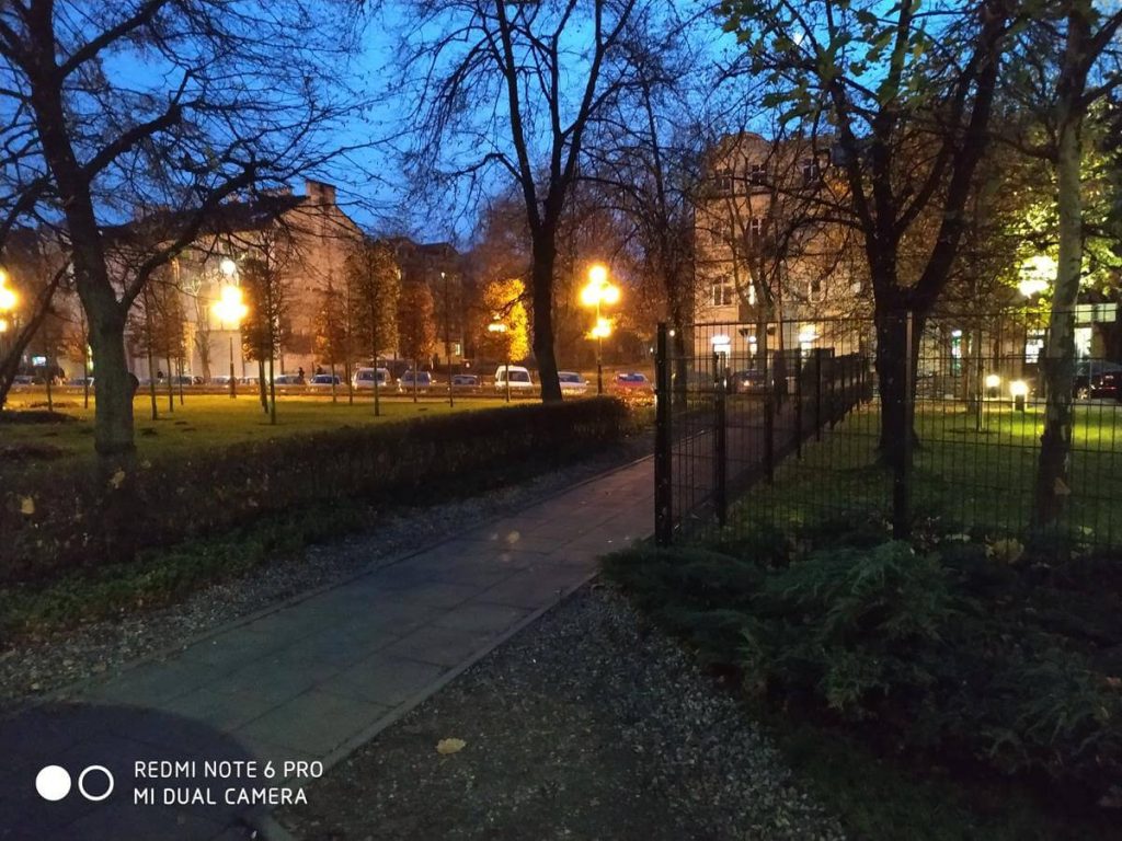 Xiaomi Redmi Note 5 vs Redmi Note 6 Pro. Czy warto dopłacić? 26 xiaomi redmi note 5 vs redmi note 6 pro (27)