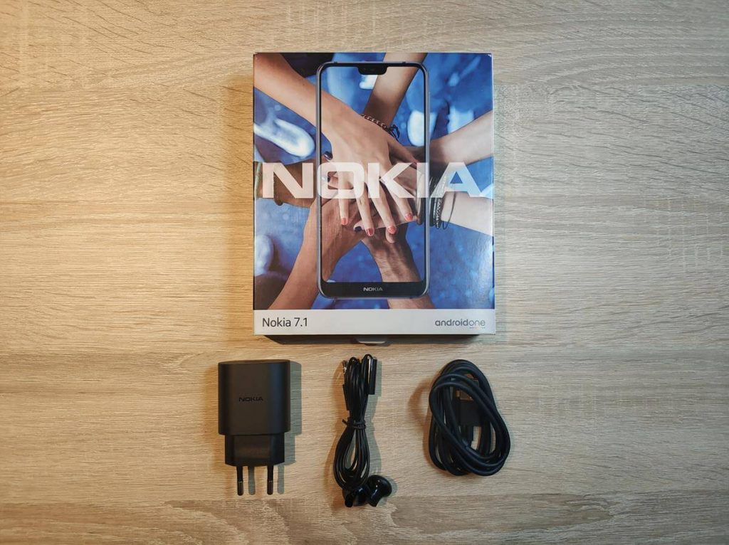 Średniak, którego można pokochać pomimo jego wad. Nokia 7.1 - recenzja 11 nokia 7.1 zdjęcia (2)