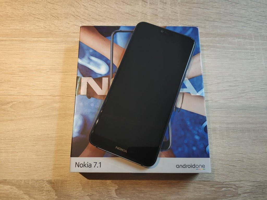 Średniak, którego można pokochać pomimo jego wad. Nokia 7.1 - recenzja 16 nokia 7.1 zdjęcia (4)