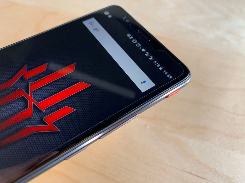 Nubia Red Magic to telefon nie tylko dla graczy, chociaż obudowa świeci 13 nubia red magic