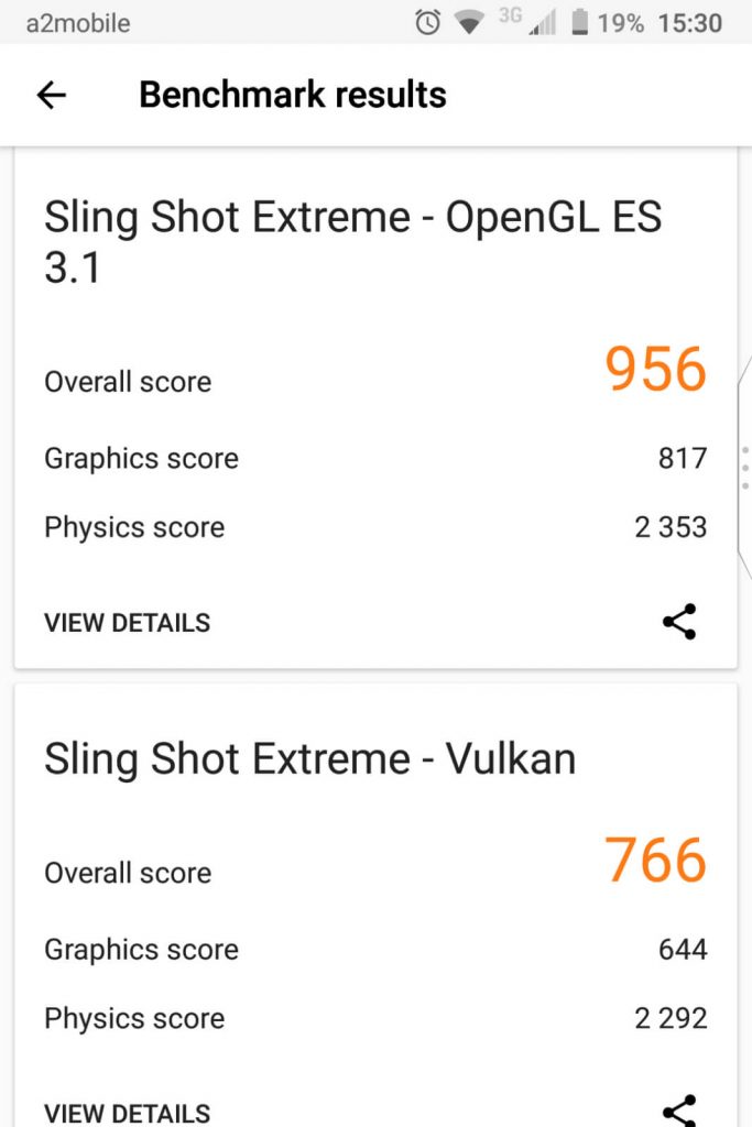 Recenzja BlackBerry KEY2 LE - tańszej jeżynki z klawiaturą 32 BlackBerry KEY2 LE