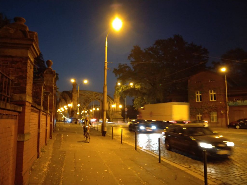 Nubia Red Magic to telefon nie tylko dla graczy, chociaż obudowa świeci 28 Nubia Red Magic to telefon nie tylko dla graczy, chociaż obudowa świeci