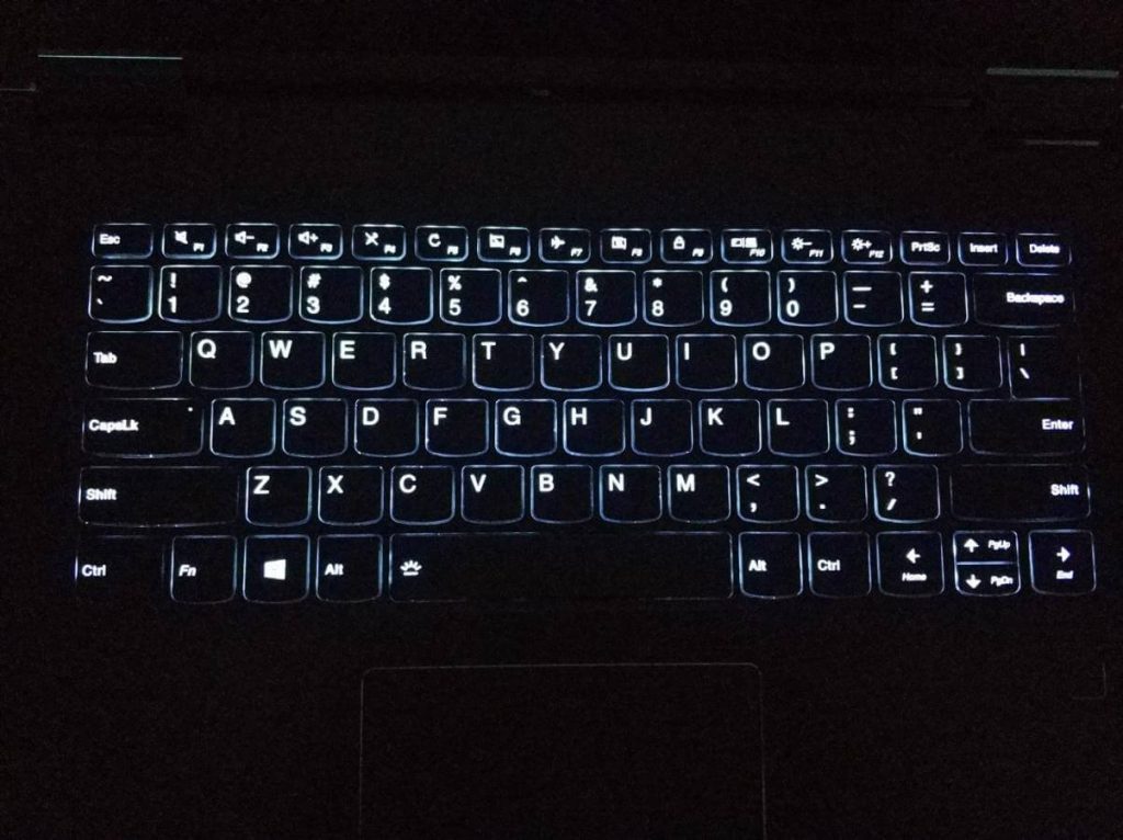 Recenzja laptopa Lenovo Yoga 730 - 360 stopni, pióro, NVidia. 31 Lenovo Yoga 730