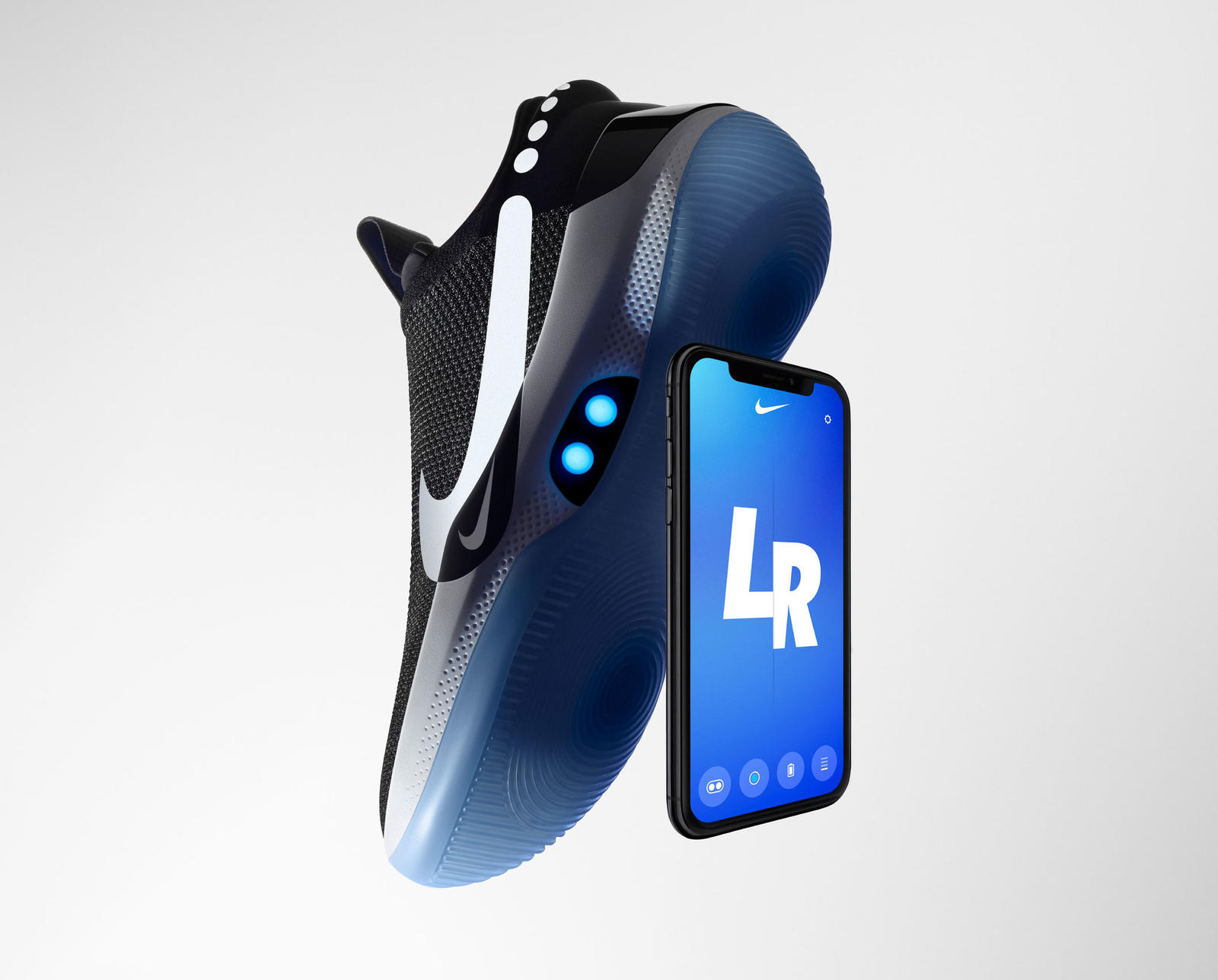 Nike Adapt BB to buty do koszykówki, które dopasowywują się do stopy oraz są połączone ze smartfonem!