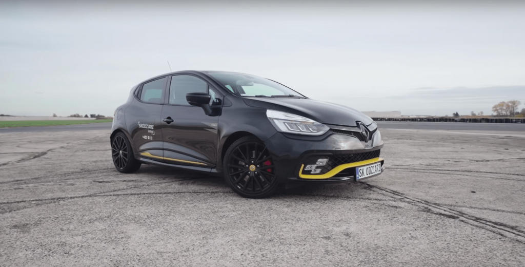 Renault Megane RS vs Renault Clio RS na torze! Nie tylko technologicznie... 12 clio rs