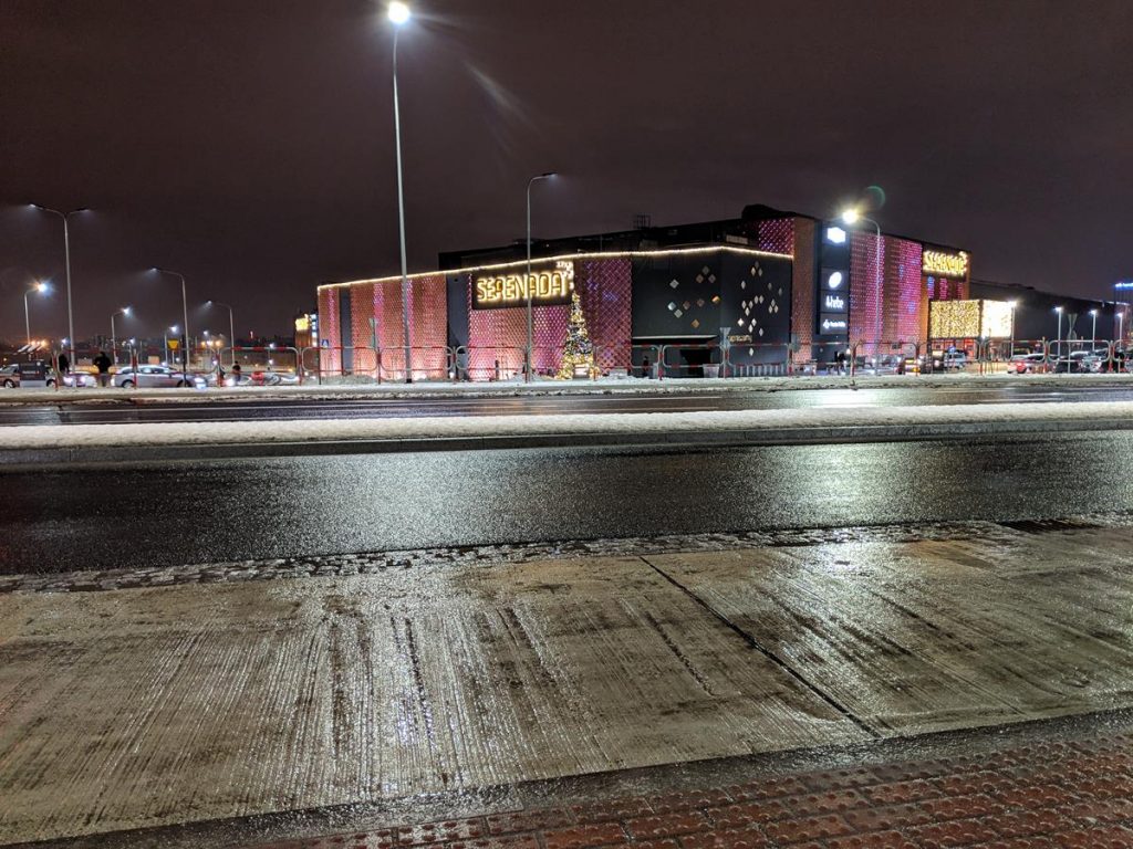 Recenzja Google Pixel 3 XL - test kompletnego smartfona w astronomicznej cenie 33 google pixel 3 xl (12)