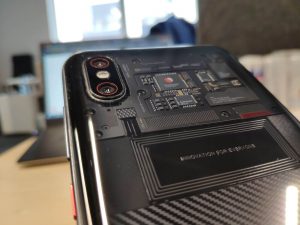 Xiaomi Mi 8 Pro: przezroczysta obudowa i świetna specyfikacja 16 xiaomi mi 8 pro