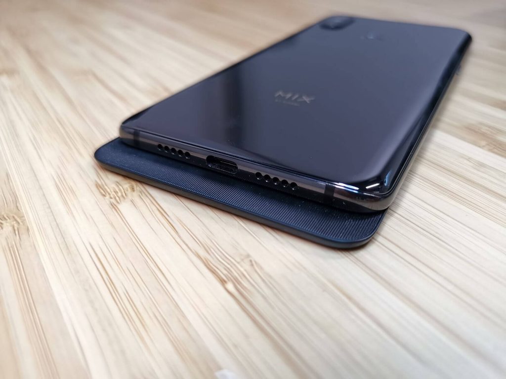Recenzja Xiaomi Mi Mix 3 - ten telefon to kolejny krok ku bezramkowości 17 Recenzja Xiaomi Mi Mix 3 - ten telefon to kolejny krok ku bezramkowości