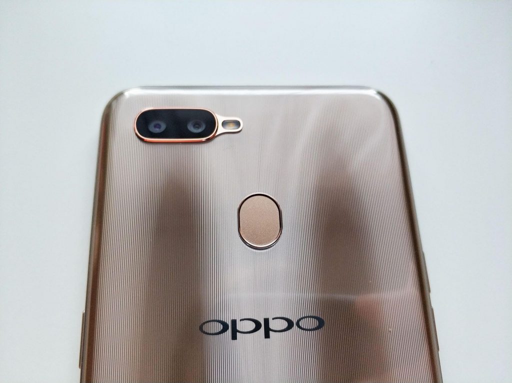 OPPO AX7 po testach – ładny smartfon, który minął się w drzwiach z wydajnością 14 oppo ax7