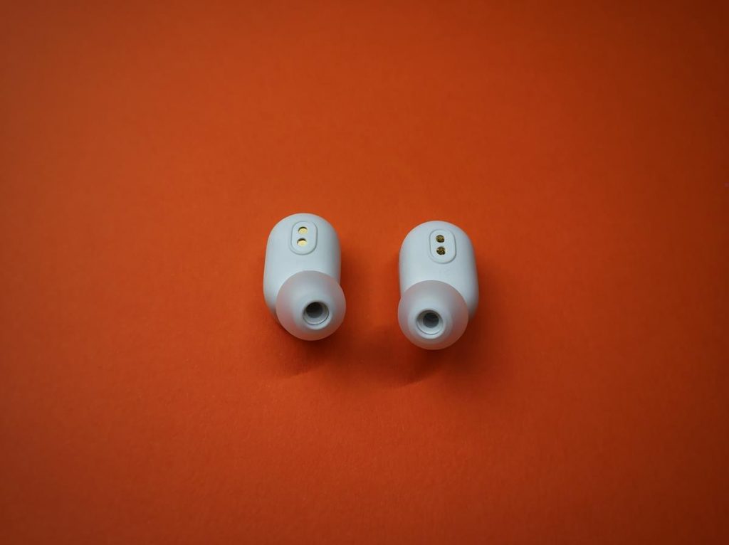 Recenzja pierwszych całkowicie bezprzewodowych słuchawek Xiaomi AirDots! 13 xiaomi airdots (1)