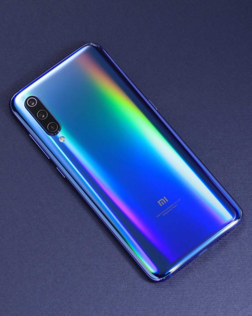 Xiaomi Mi 9 praktycznie bez tajemnic. Wiemy już jak wygląda i znamy część specyfikacji 12 xiaomi mi 9 render