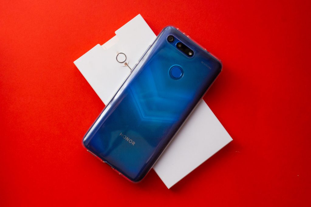 Wiemy jak będzie wyglądał Honor 9X. Telefon sprawdzono w AnTuTu 11 Honor View 20