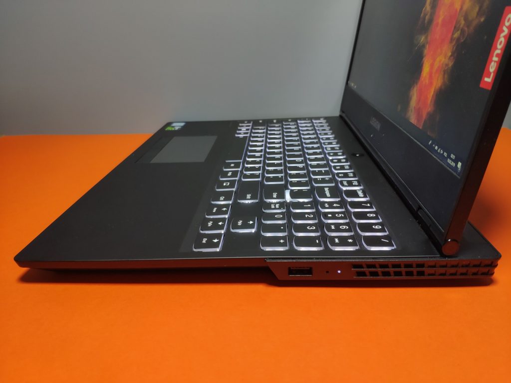 Recenzja Lenovo Legion Y530, świetnego laptopa gamingowego, ale z małymi mankamentami... 12 Lenovo Legion Y530