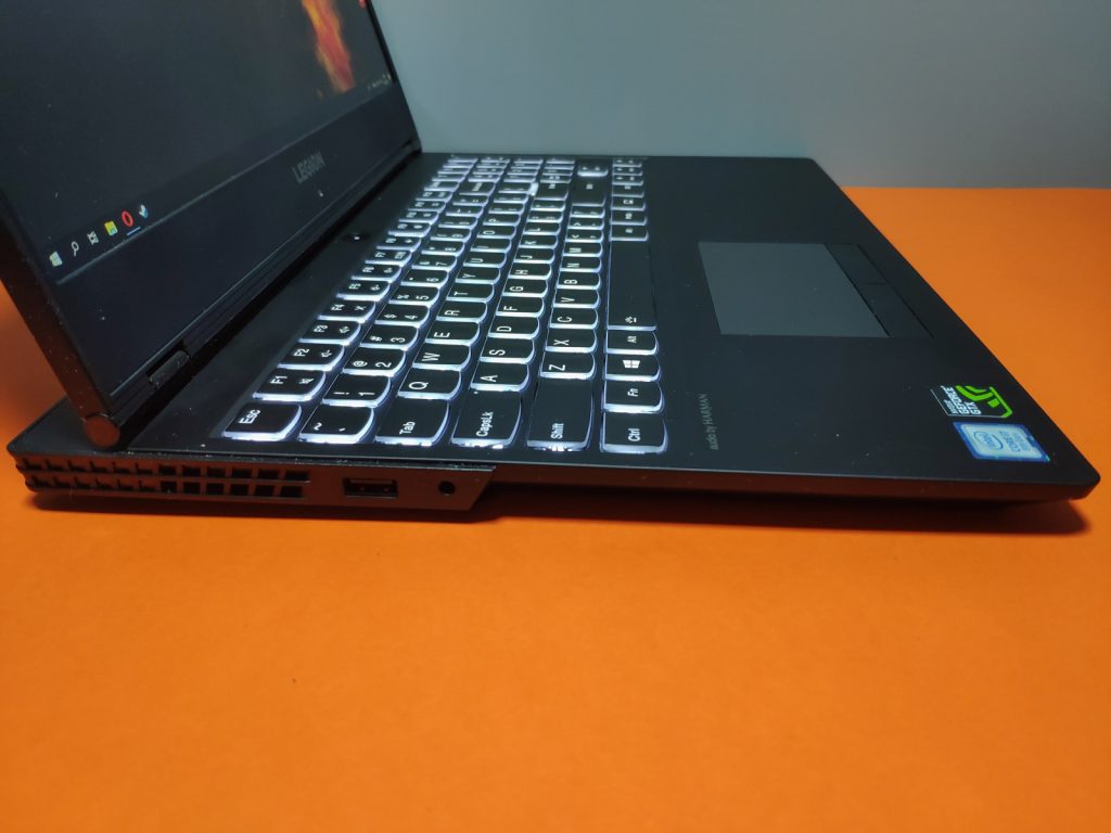 Recenzja Lenovo Legion Y530, świetnego laptopa gamingowego, ale z małymi mankamentami... 14 Lenovo Legion Y530