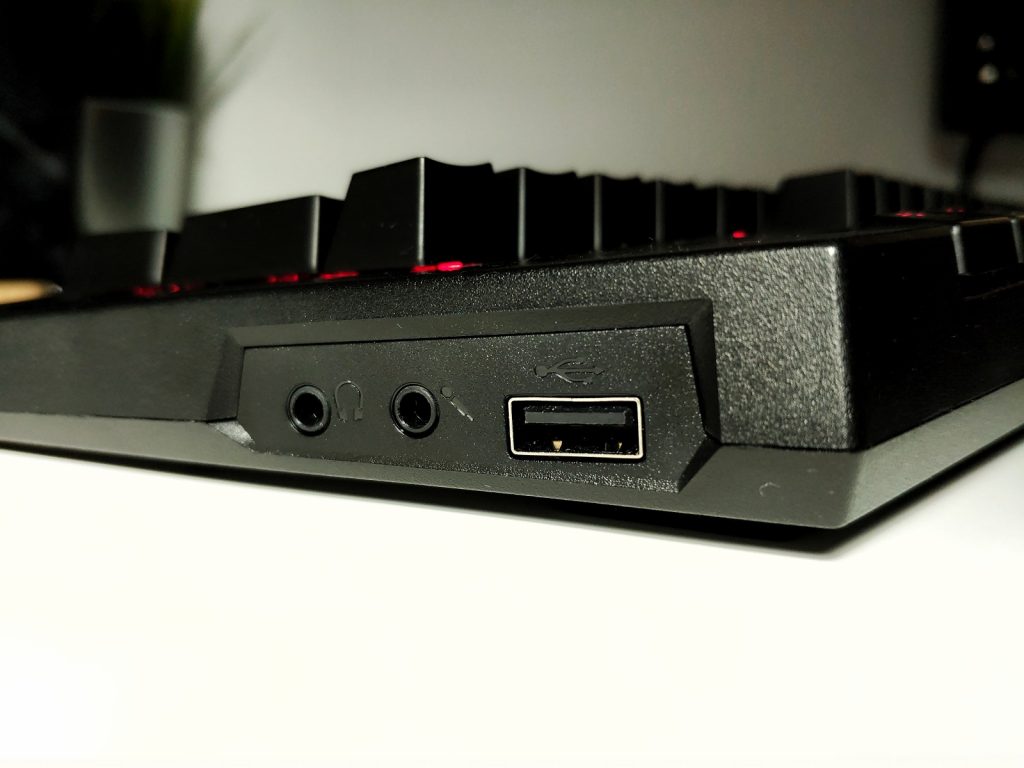 Recenzja klawiatury mechanicznej Lenovo Y Gaming 17 lenovo y gaming