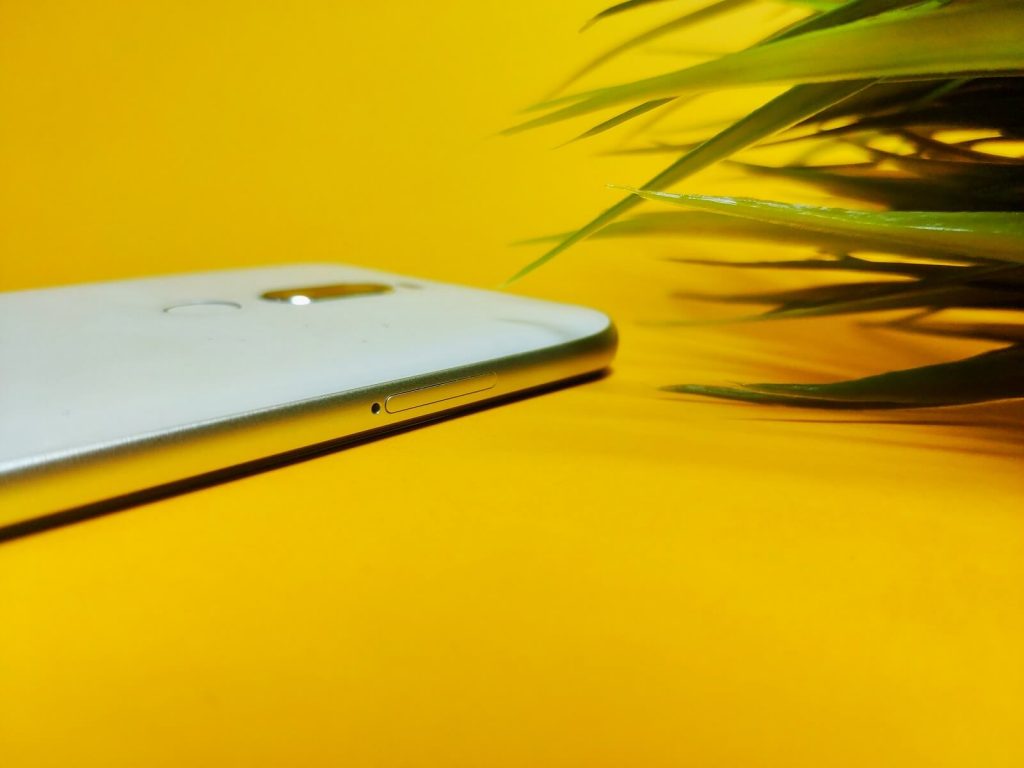 Recenzja Meizu X8, niezłego średniaka z jednym "ale"... 16 meizu x8