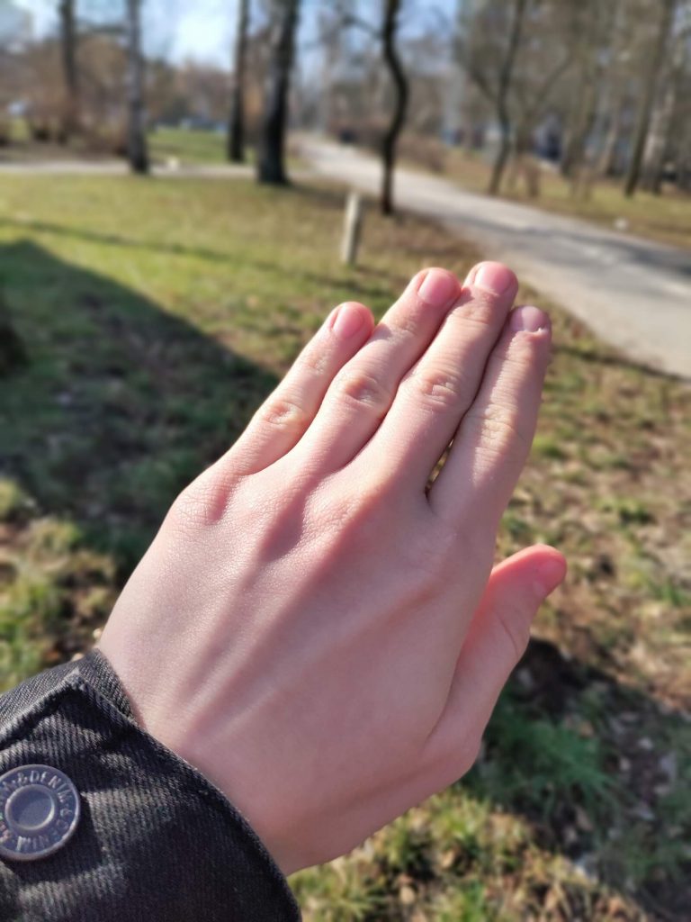 Recenzja Meizu X8, niezłego średniaka z jednym "ale"... 28 meizu x8