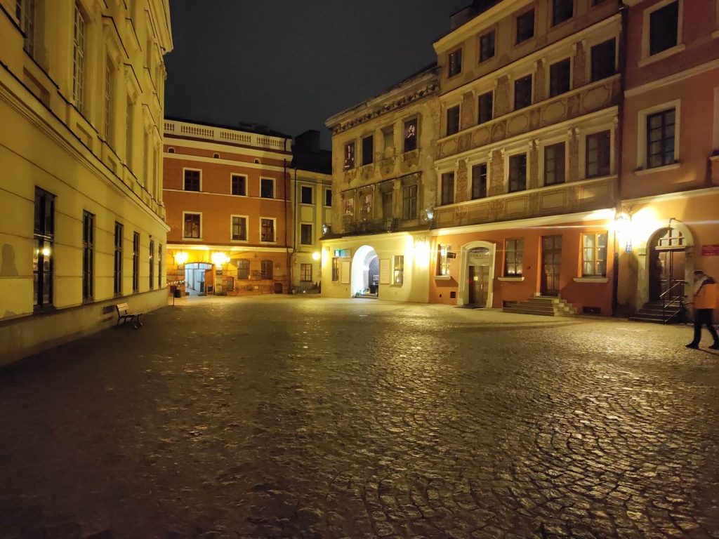 Recenzja Meizu X8, niezłego średniaka z jednym "ale"... 32 meizu x8