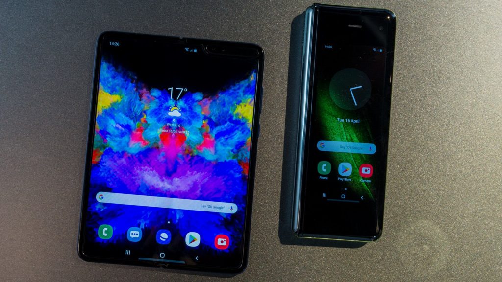Samsung Galaxy Fold nie trafi póki co do sklepów. Koreański gigant chce dopracować swoje urządzenie do perfekcji 11 galaxy fold