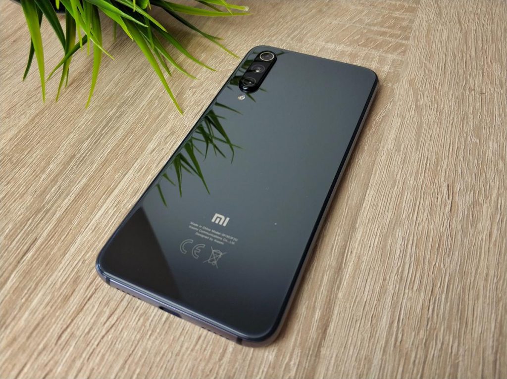 Czy tańsza wersja flagowca Xiaomi ma sens? Recenzja Xiaomi Mi 9 SE 14 xiaomi mi 9 se (11)