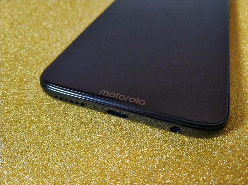 Motorola Moto G7 – recenzja zbyt drogiego średniopółkowca 12 Motorola G7