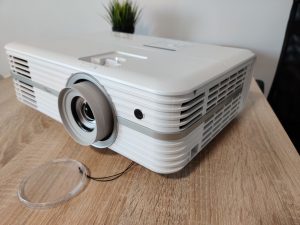 Optoma UHD300X - test projektora 4K idealnego na warunki domowe 16 projektor optoma