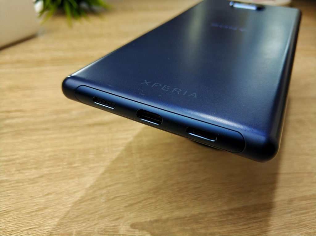 Czy ekran o proporcjach 21:9 jest przydatny? Recenzja Sony Xperia 10 Plus 12 Czy ekran o proporcjach 21:9 jest przydatny? Recenzja Sony Xperia 10 Plus