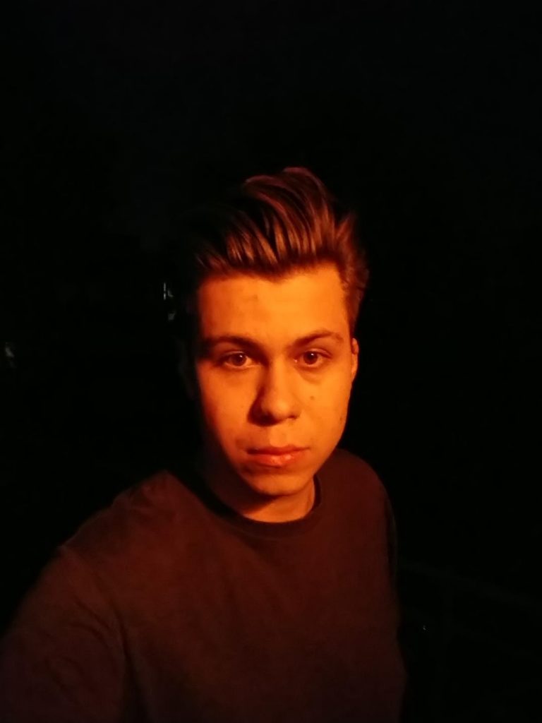 Czy ekran o proporcjach 21:9 jest przydatny? Recenzja Sony Xperia 10 Plus 23 Czy ekran o proporcjach 21:9 jest przydatny? Recenzja Sony Xperia 10 Plus