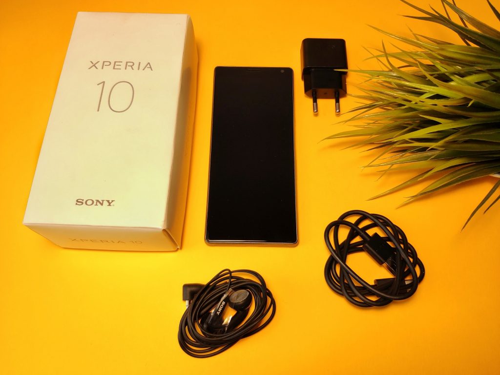 Recenzja Sony Xperia 10 - LG, przepraszam, że nazwałem G7 Fit najgorszym średniakiem 11 xperia 10