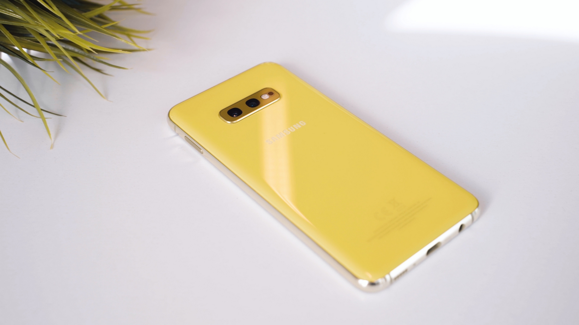 Samsung Galaxy S10e to kompaktowy flagowiec z prawdziwego zdarzenia – recenzja 11 Samsung Galaxy S10e